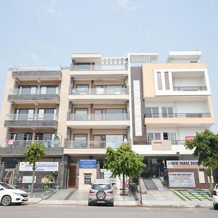 Gupta Residency Near Ajnara Heritage Noida Extérieur photo