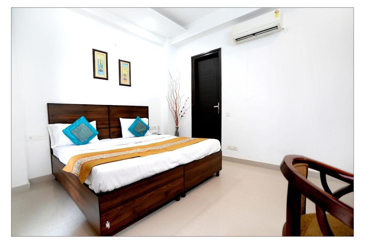 Gupta Residency Near Ajnara Heritage Noida Extérieur photo