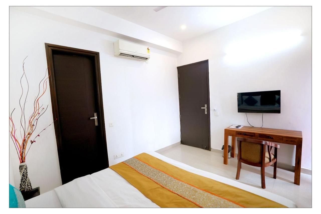 Gupta Residency Near Ajnara Heritage Noida Extérieur photo