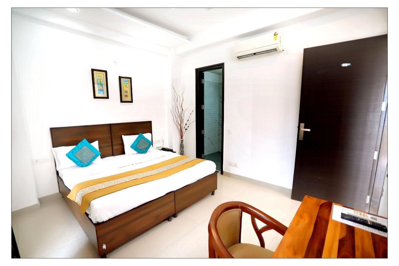 Gupta Residency Near Ajnara Heritage Noida Extérieur photo
